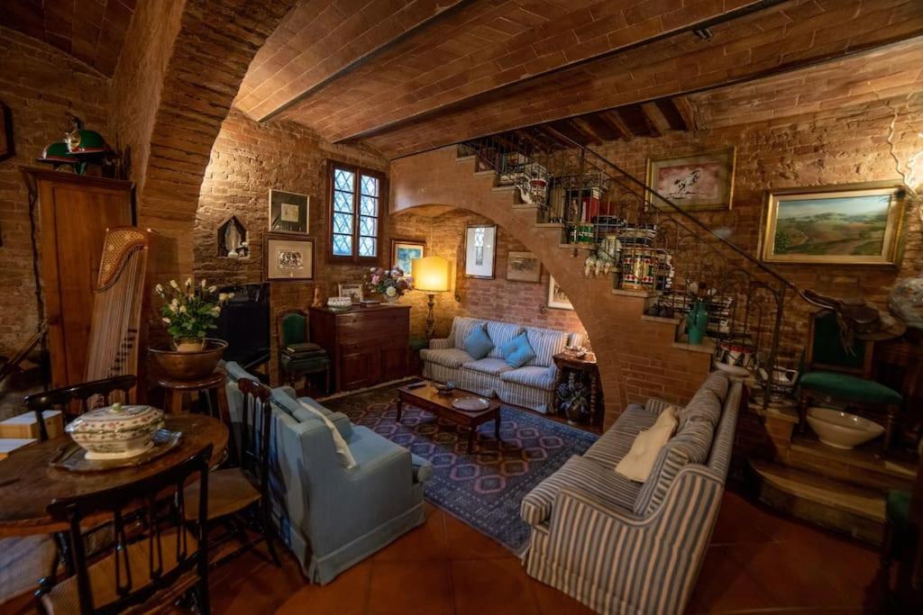 Casa Lazzaro Al Centro Di Siena Βίλα Εξωτερικό φωτογραφία
