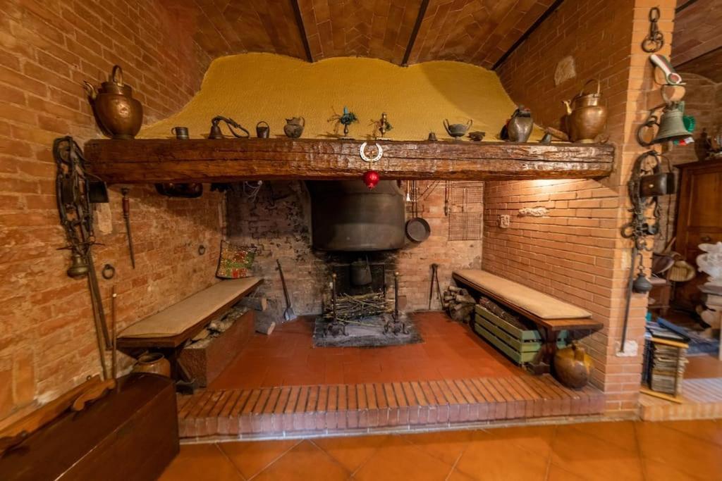 Casa Lazzaro Al Centro Di Siena Βίλα Εξωτερικό φωτογραφία